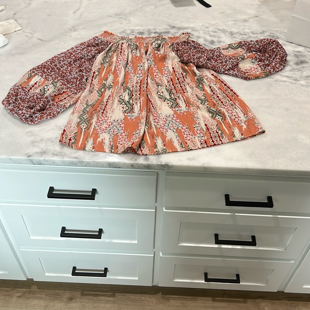 Ces Femme multicolored off the shoulder blouse